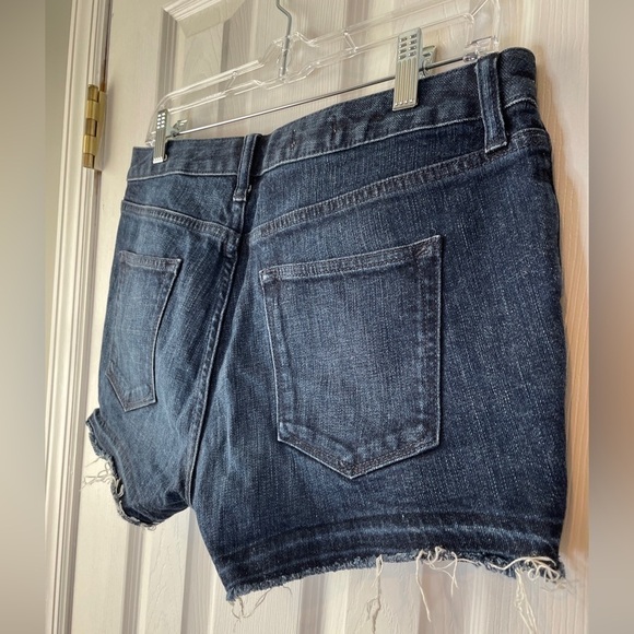 Gap Maddie Slim Cut Offs Jean Shorts Dark‎ Wash 28R - Picture 11 of 16